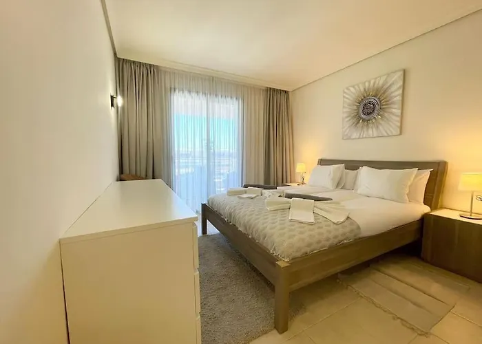 Panoramic View Gigantes